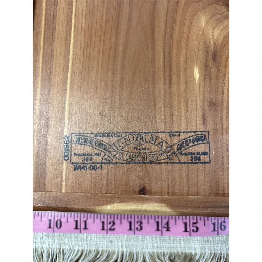 🔥 Vintage • Cedar Box Wooden Storage Case With Holy Bible • King James Version